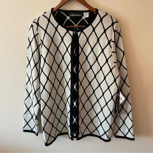 Sag Harbor Black and White Sweater